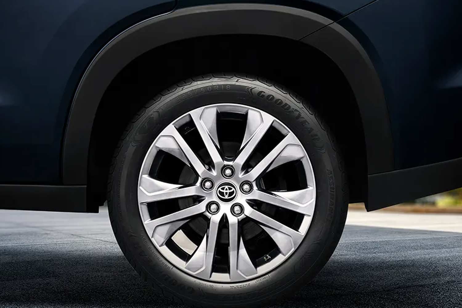 Toyota Innova Hycross Inch Chrome Alloy Wheels Autobics