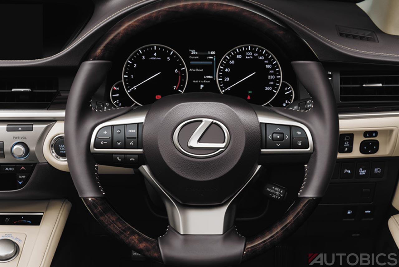 Lexus steering wheel