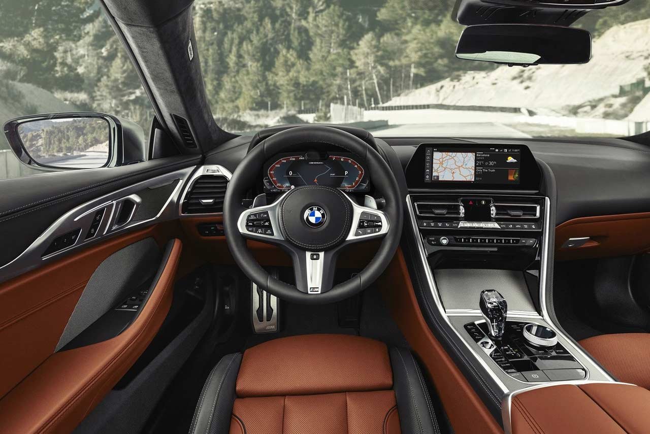 BMW 8 Series Coupe Dashboard 2018