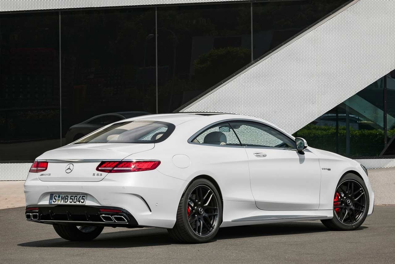 Mercedes-AMG S 63 Coupe 2018 Rear Quarter