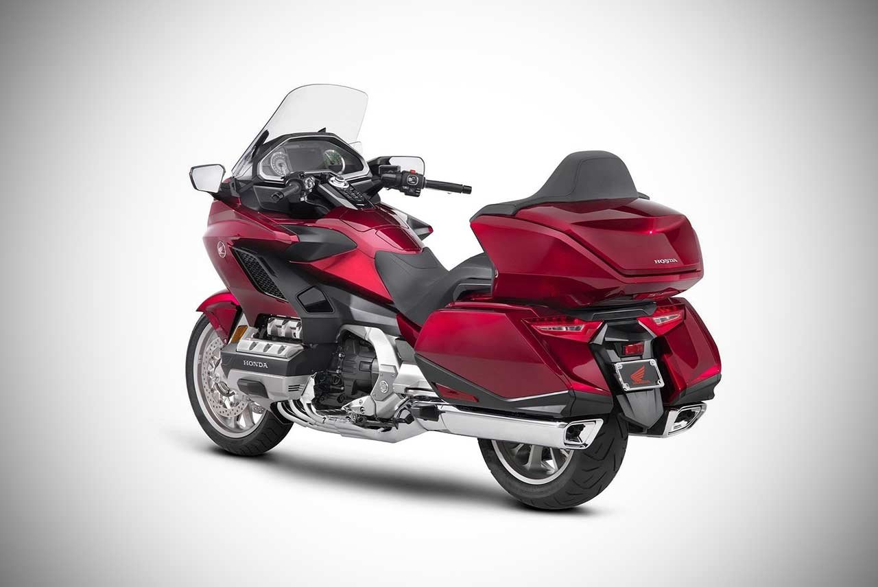 2019 Honda Gold Wing Tour DCT Priced at INR 27.79 Lakh in India | AUTOBICS