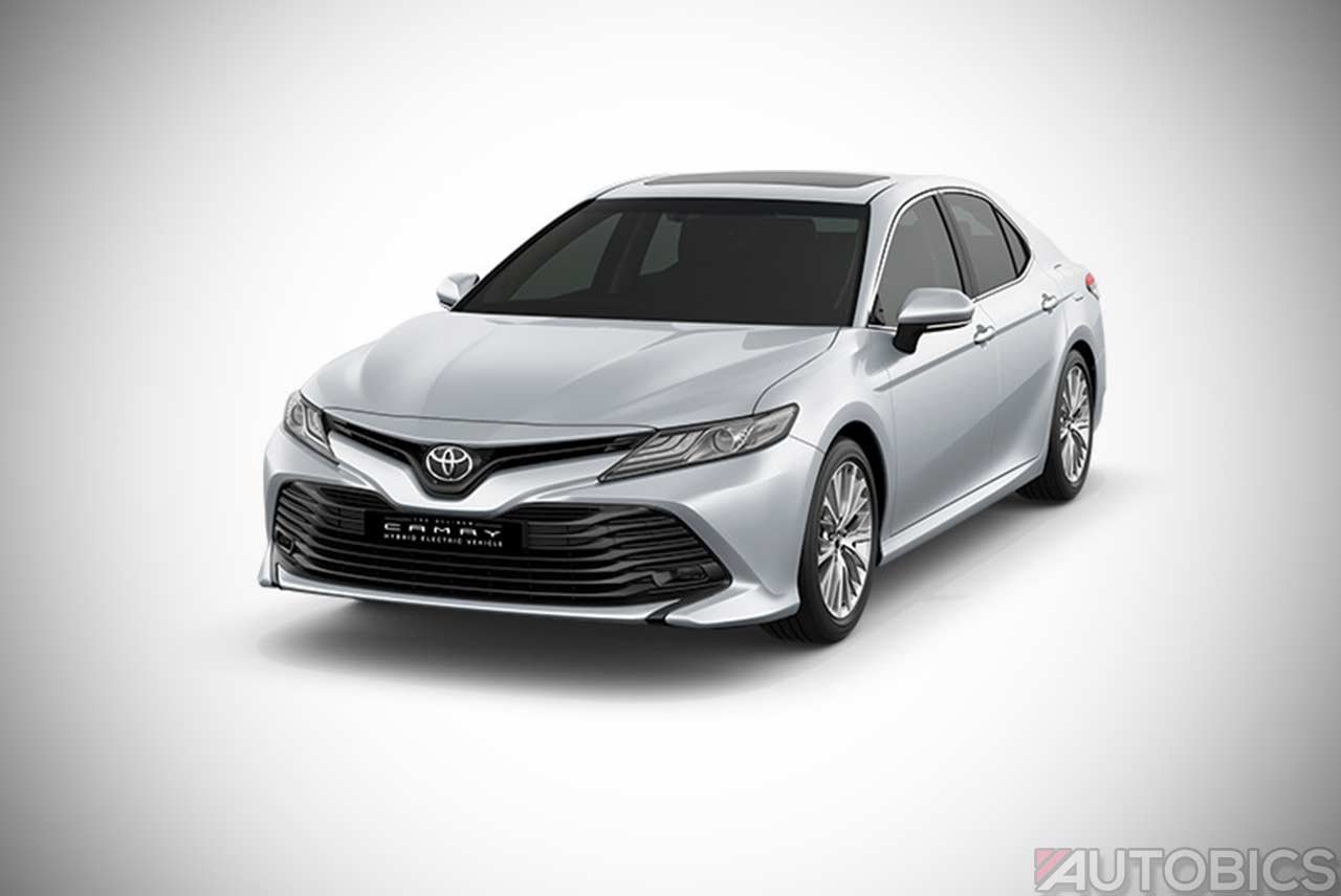 Toyota Camry Silver Metallic 2019 AUTOBICS