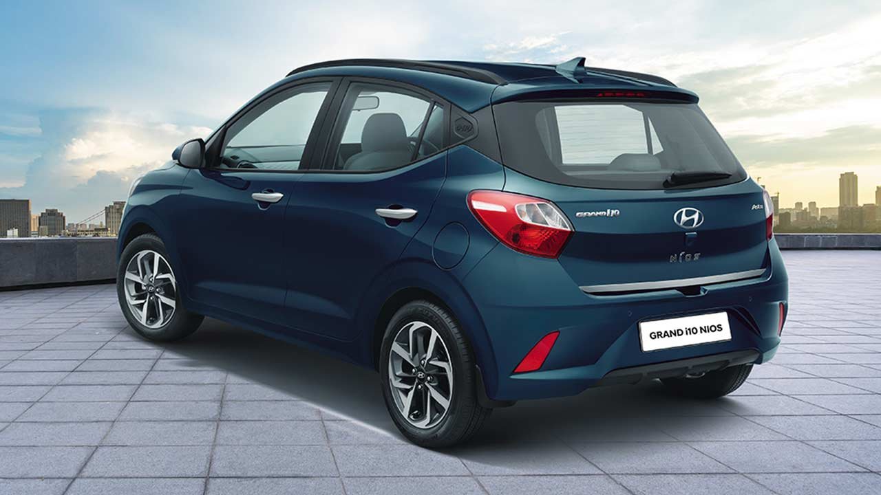 Hyundai Grand i10 NIOS priced from INR 4.99 Lakh  AUTOBICS