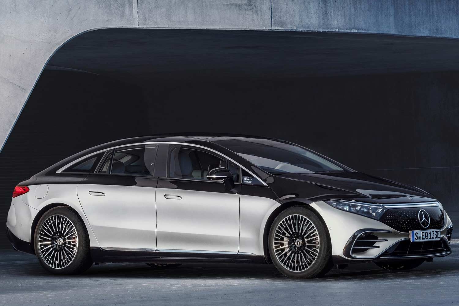 2022 Mercedes Benz Eqs All Electric Sedan Unveiled Autobics