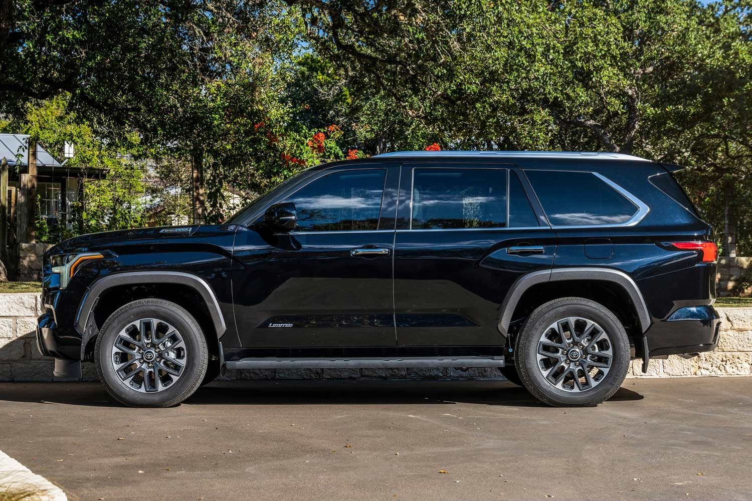 2023 Toyota Sequoia Side - AUTOBICS