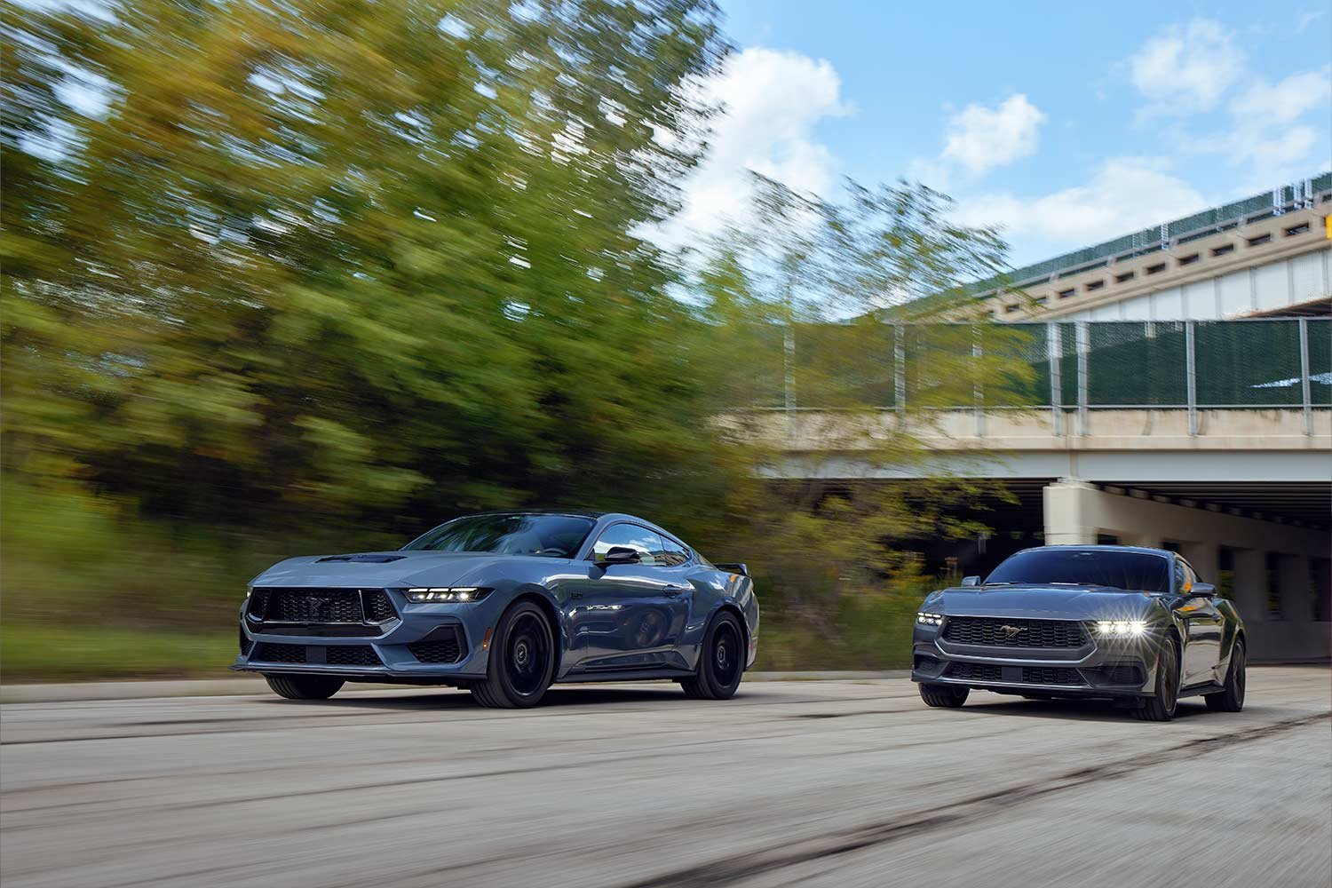 024 Ford Mustang GT vs Mustang EcoBoost AUTOBICS