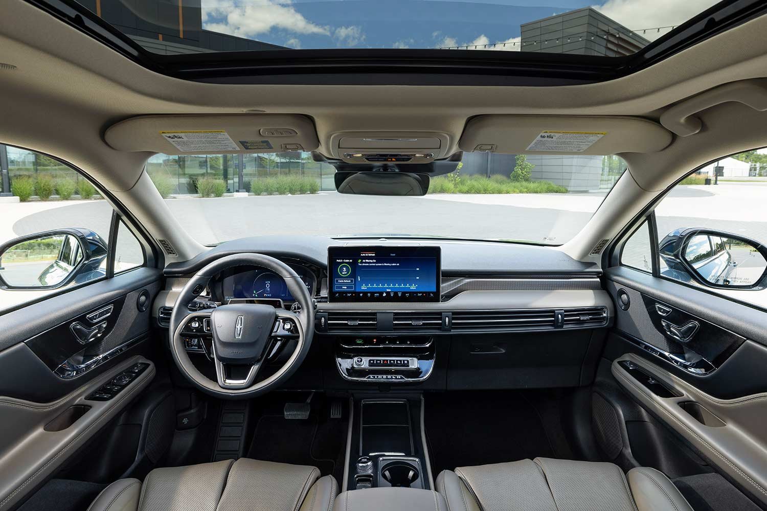 New 2023 Lincoln Corsair Grand Touring Smoked Truffle Interior AUTOBICS