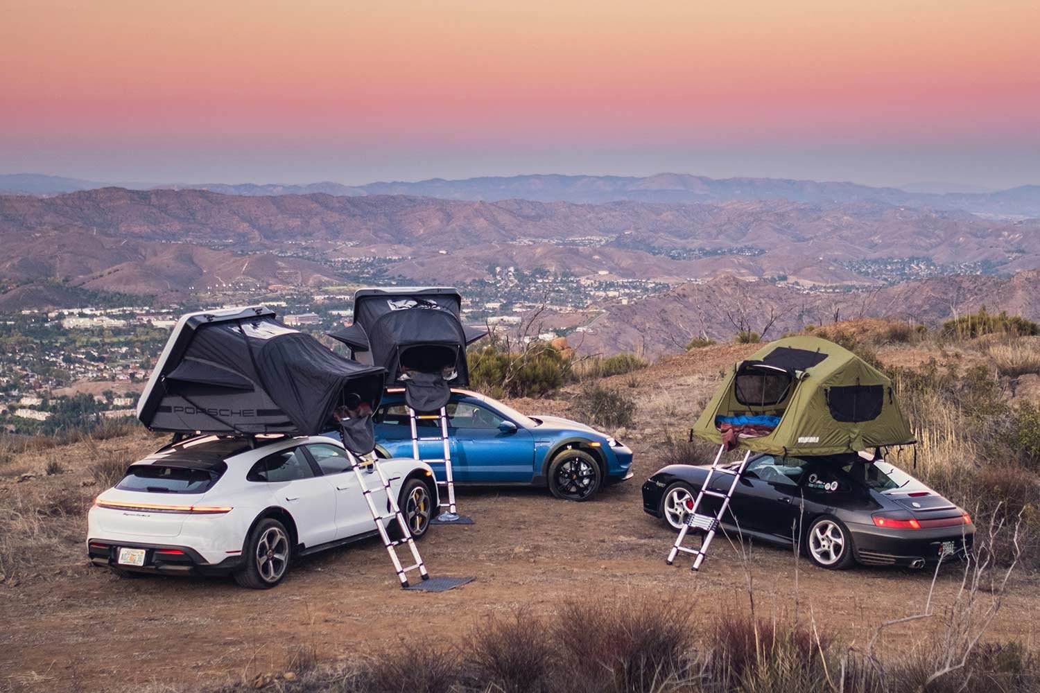 Porsche Tequipment roof tent at Glamping Experience