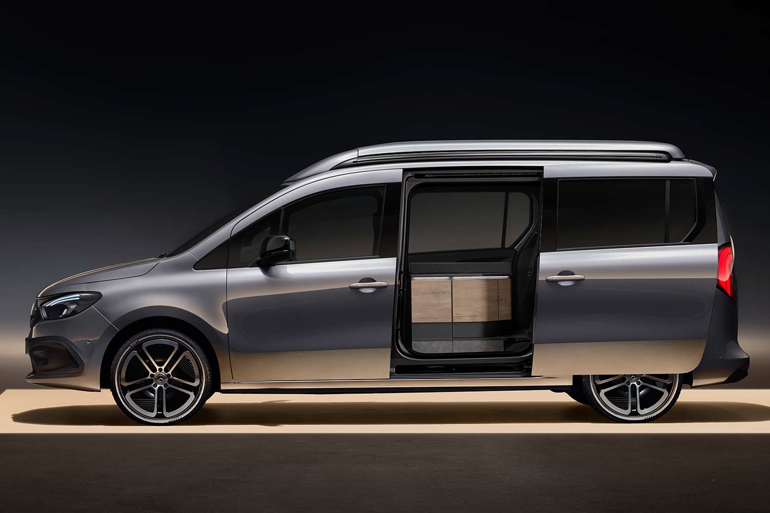 Mercedes-Benz Vans unveils the Concept EQT Marco Polo | AUTOBICS