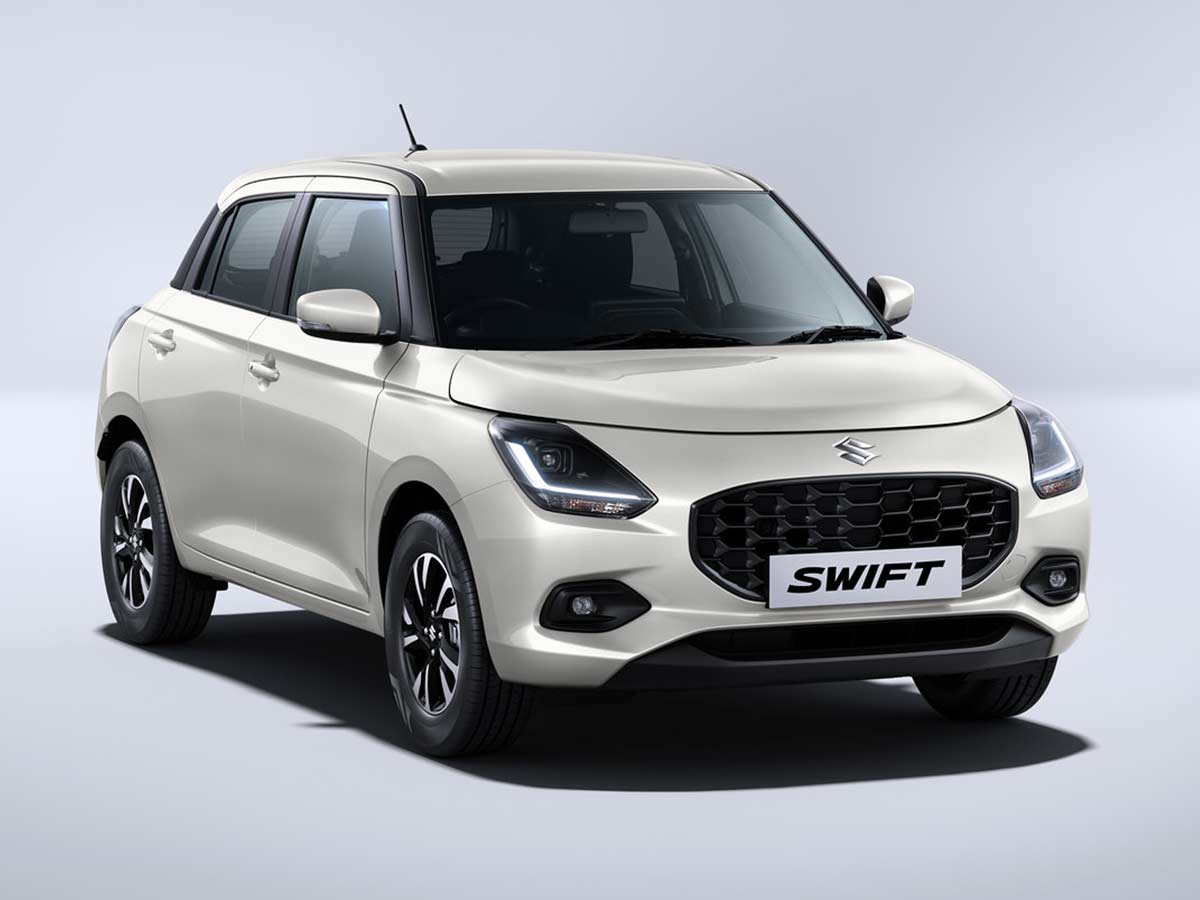 2024 Maruti Swift Pearl Arctic White with Midnight Black Roof | AUTOBICS