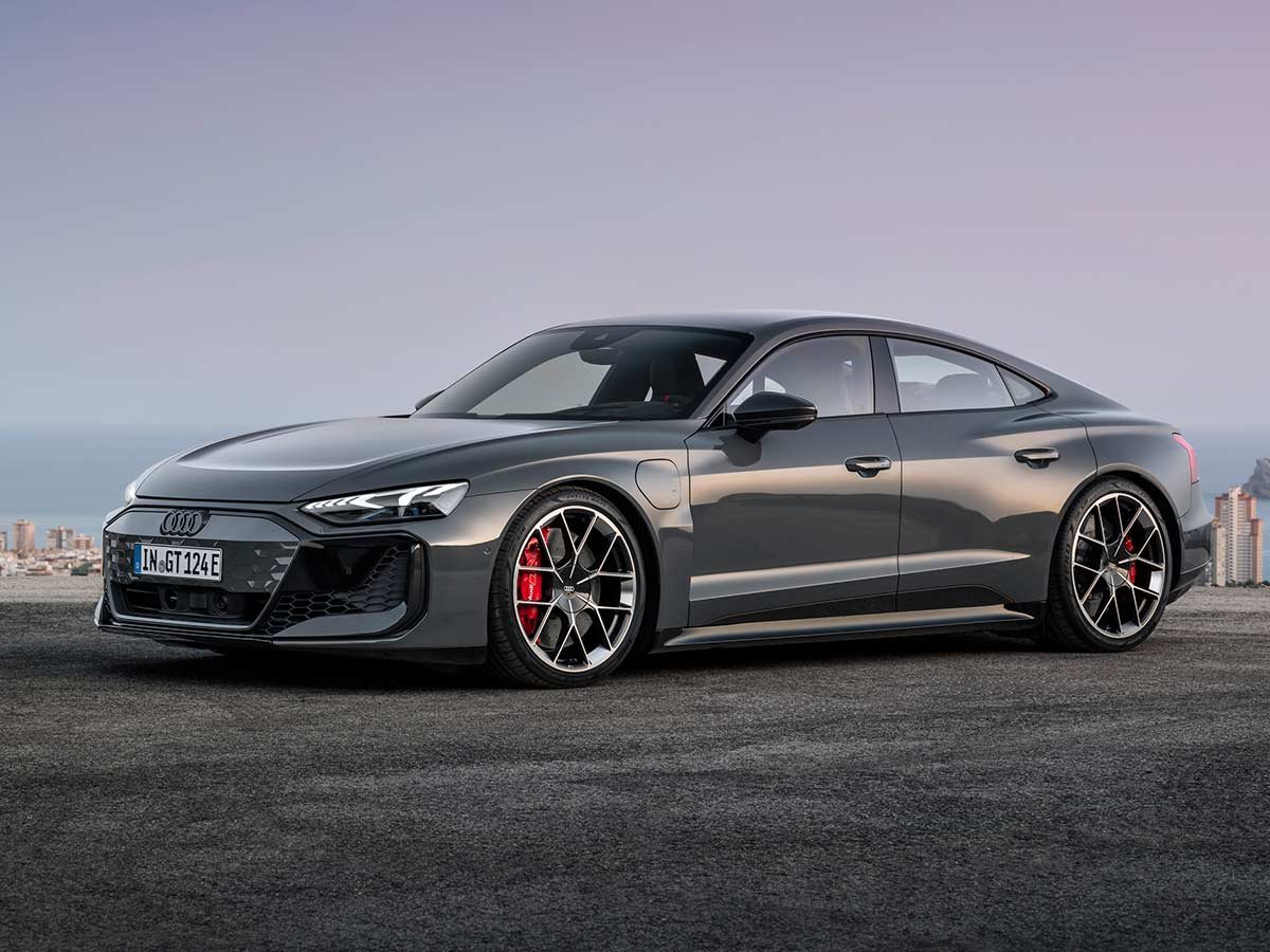 2024 Audi RS e tron GT Front Quarter AUTOBICS